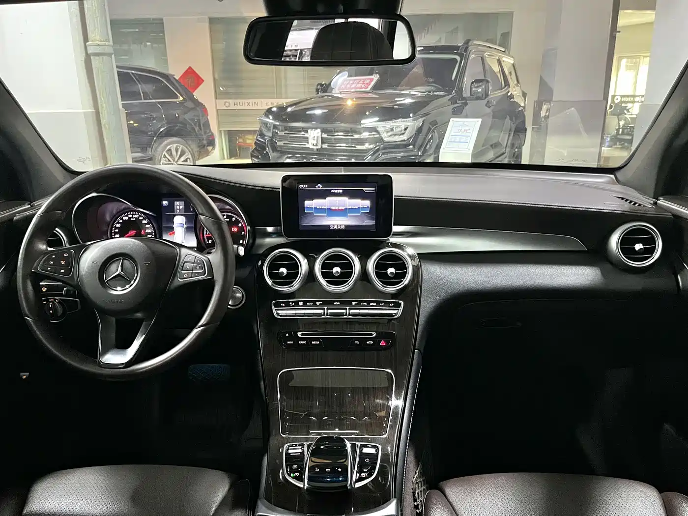 Mercedes-Benz GLC 2019 GLC 260 4MATIC Luxury фото 7