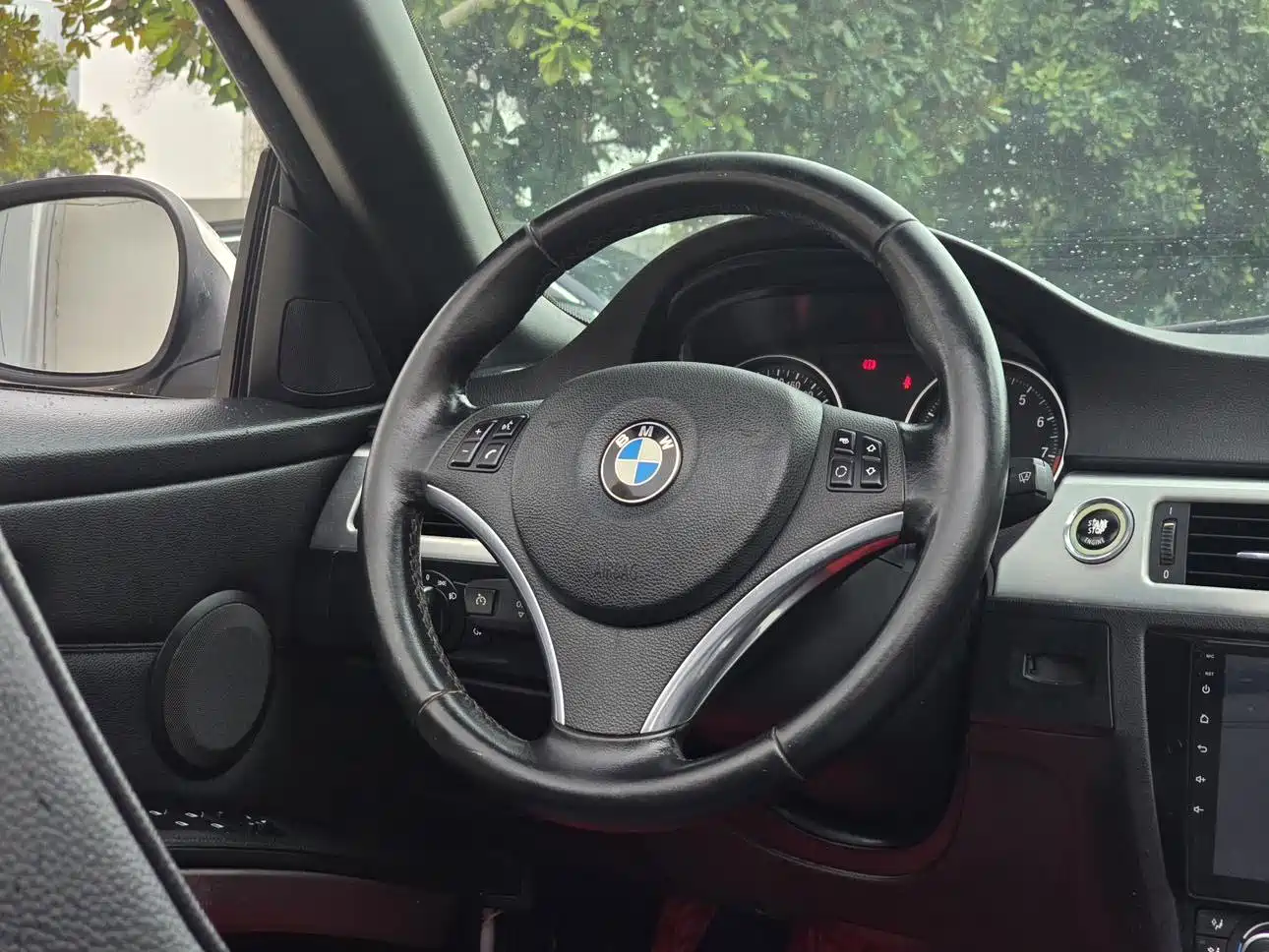 BMW 3 Series (Import) 2013 2011 325i Convertible Coupe