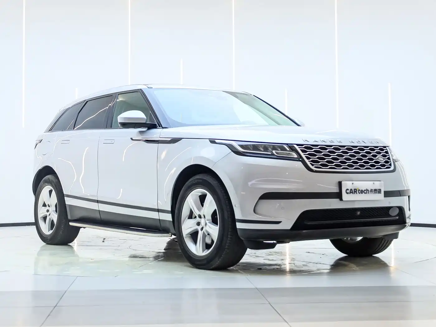 Land Rover Range Rover Velar 2022 250PS фото 5