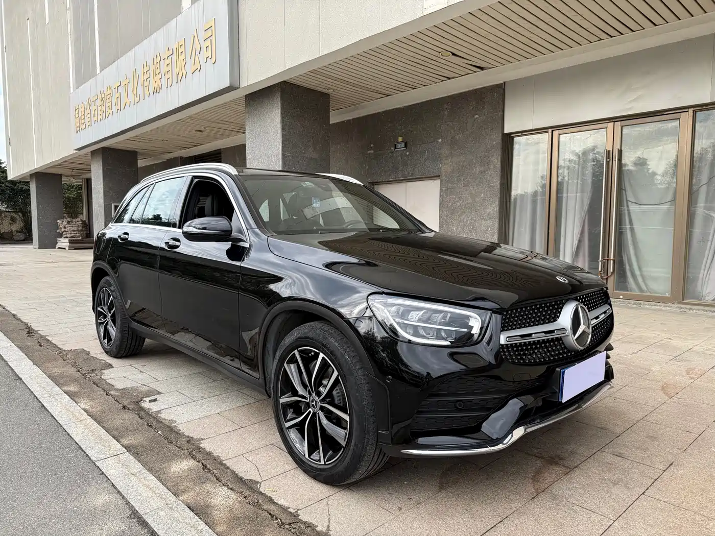 Mercedes-Benz GLC 2021 GLC 260 L 4MATIC Luxury фото 3
