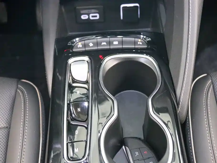 Buick Envision Plus 2021 Envision Plus 652T 5-seater AWD Luxury фото 10