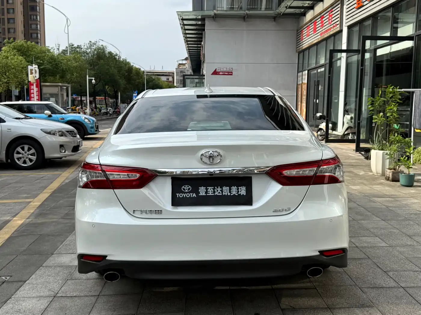 Toyota Camry 2021 2.0G Luxury Edition фото 5