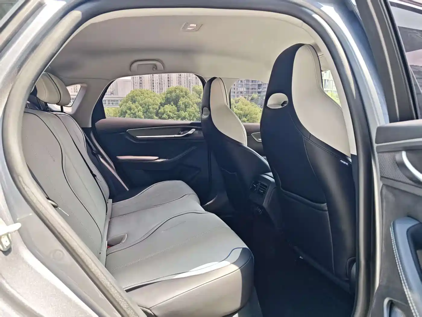 BYD Destroyer 05 2024 Glory Edition DM-i 55KM Luxury фото 9