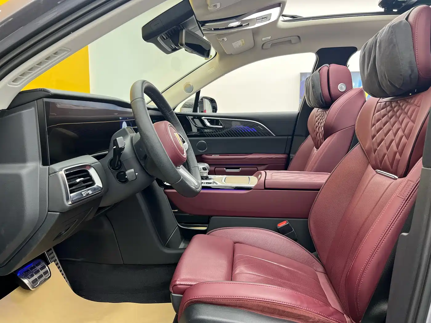 Hongqi E-HS9 2022 660km Qi Chang Edition (6-seater) фото 8