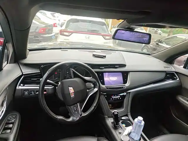 Cadillac XT6 2022 2.0T 6-Seater 4WD Trend Edition — фото 5