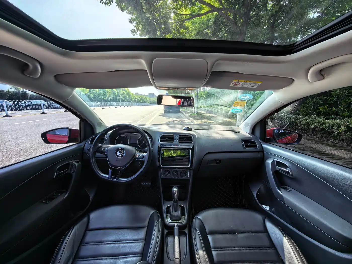 Volkswagen Polo 2018 1.5L Auto Comfort фото 6