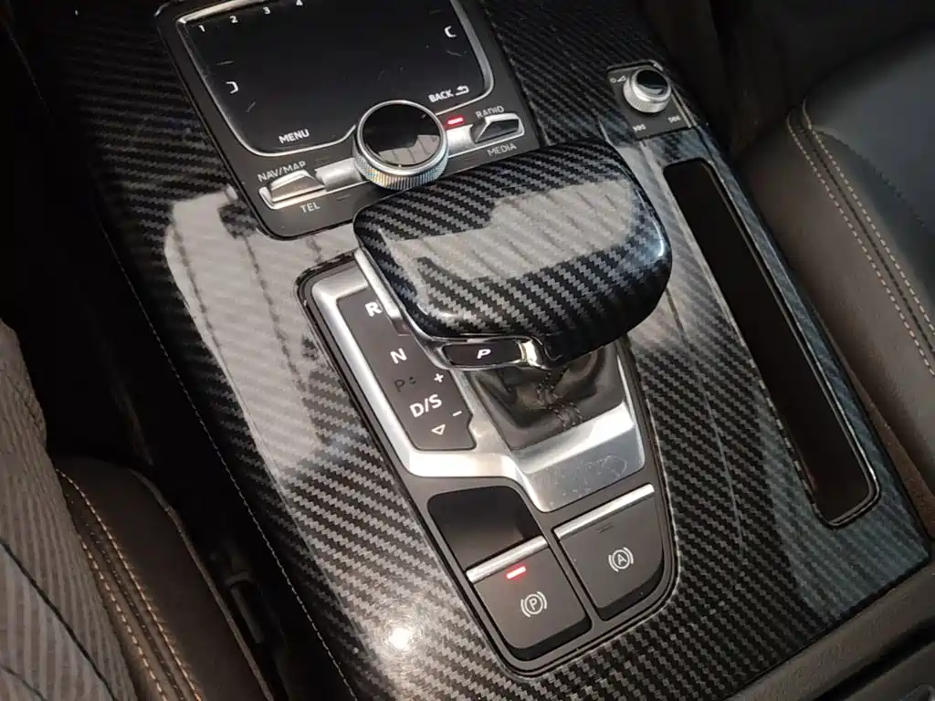 Audi Q5L 2018 2018 40 TFSI Prestige Fashion (China V)