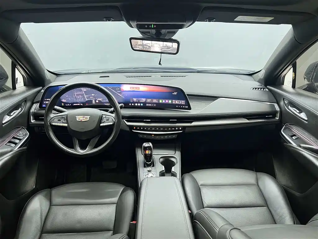 Cadillac XT4 2024 28T 2WD Premium фото 9