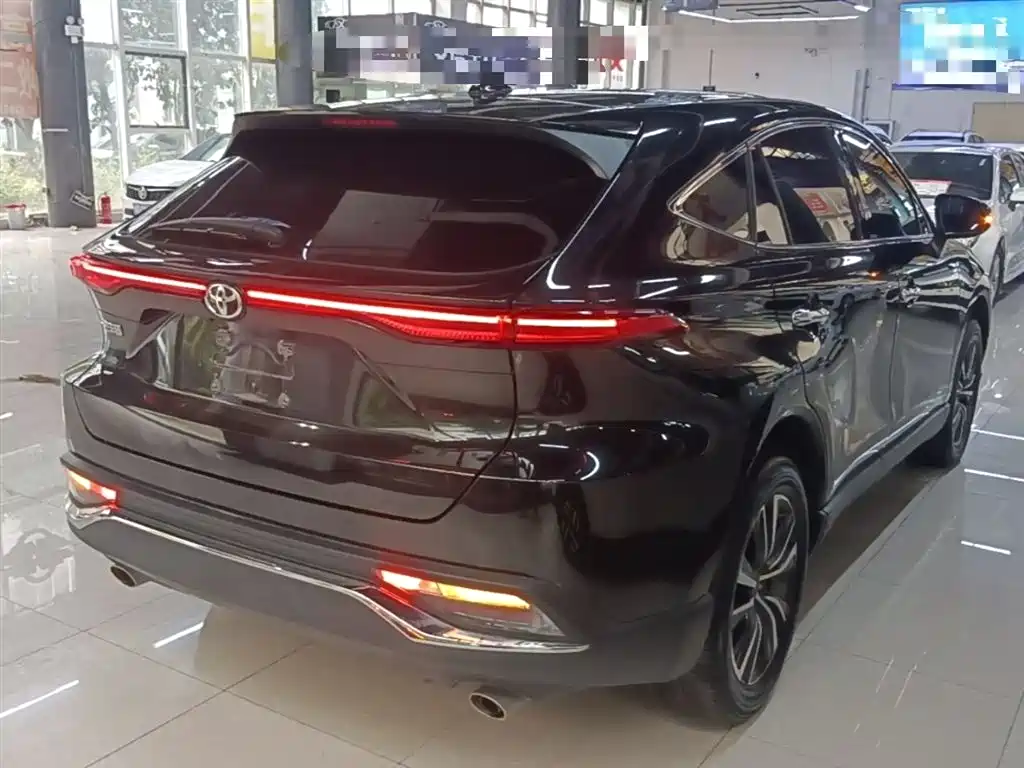 Toyota Lingfang HARRIER 2022 2.0L CVT 2WD Progressive Edition фото 7
