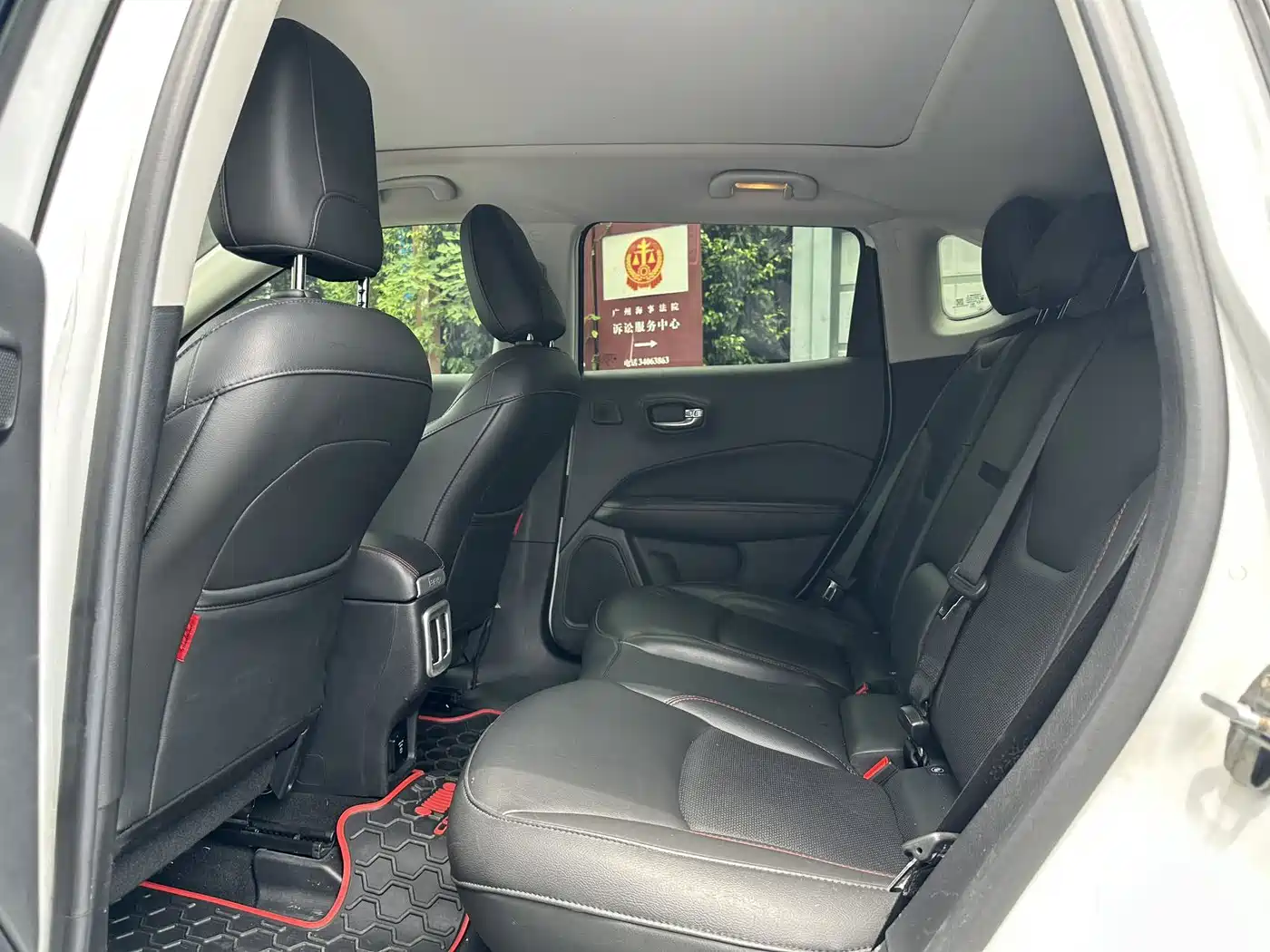 Фото 8 - Jeep Compass