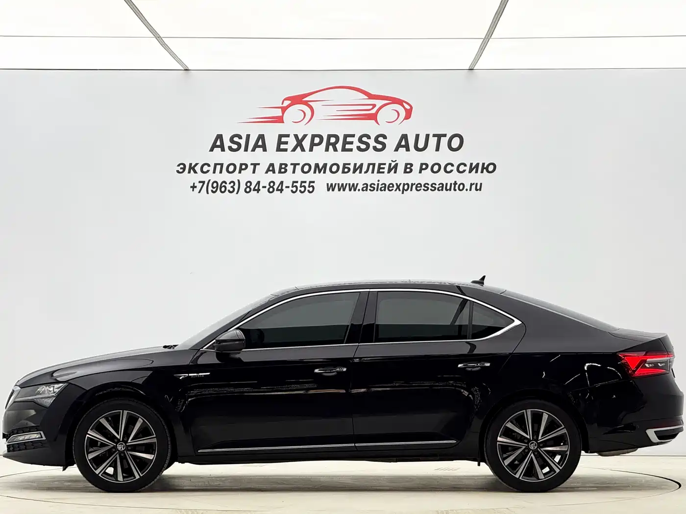 Škoda Superb 2024 TSI280 DSG Premium Edition фото 7