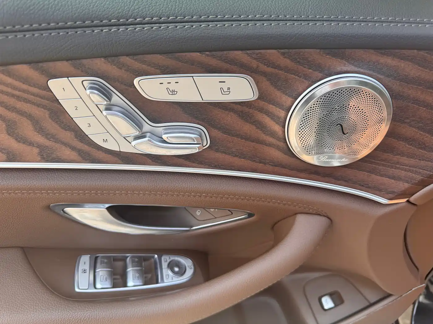 Mercedes-Benz E-Class 2021 E 300 L Fashion фото 25
