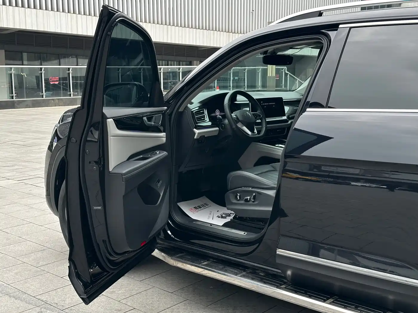 Volkswagen Teramont 2023 380TSI AWD Premium Luxury Edition фото 6