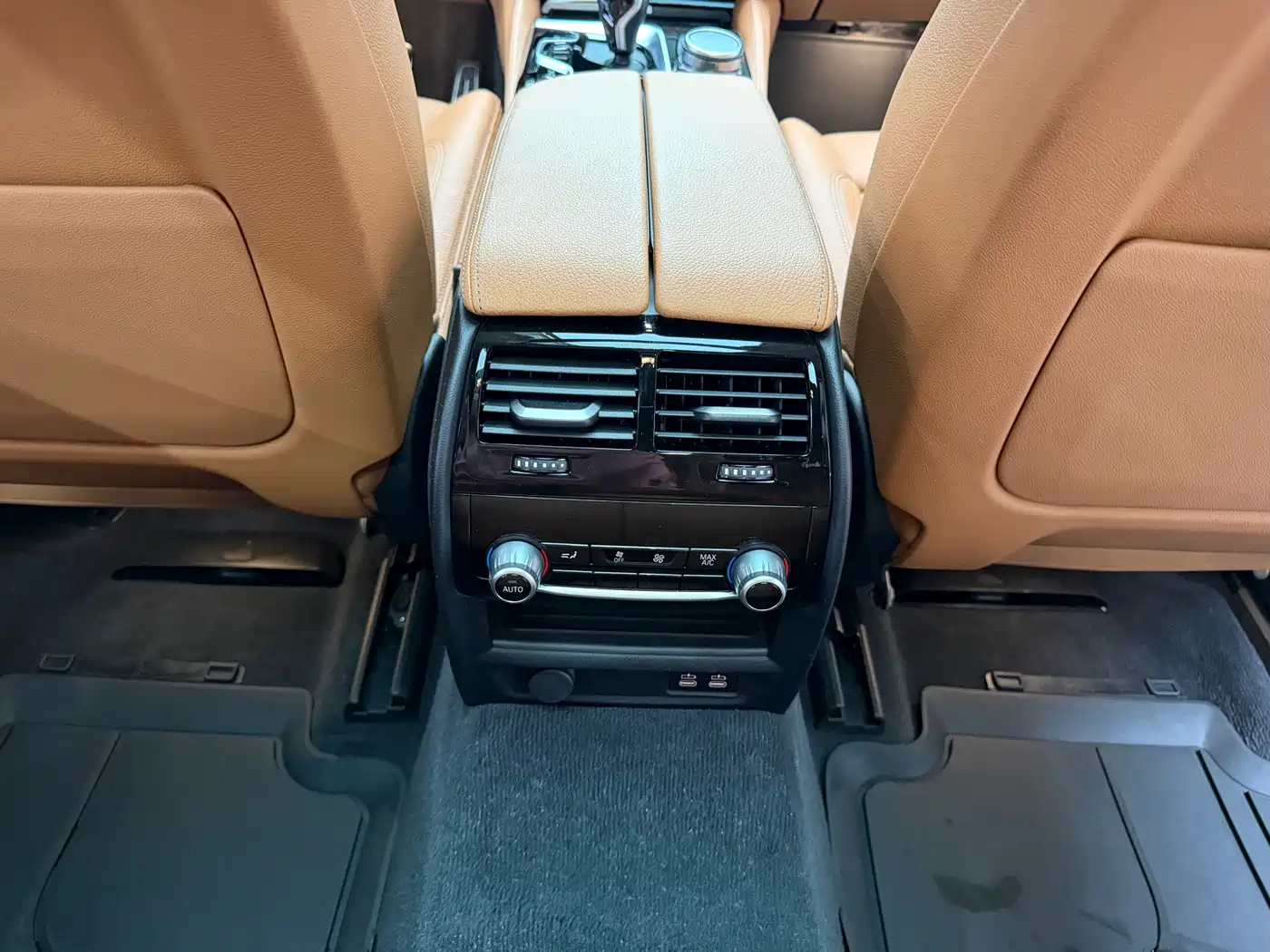BMW 6 Series GT 2022 Model 630i M Sport Package фото 16