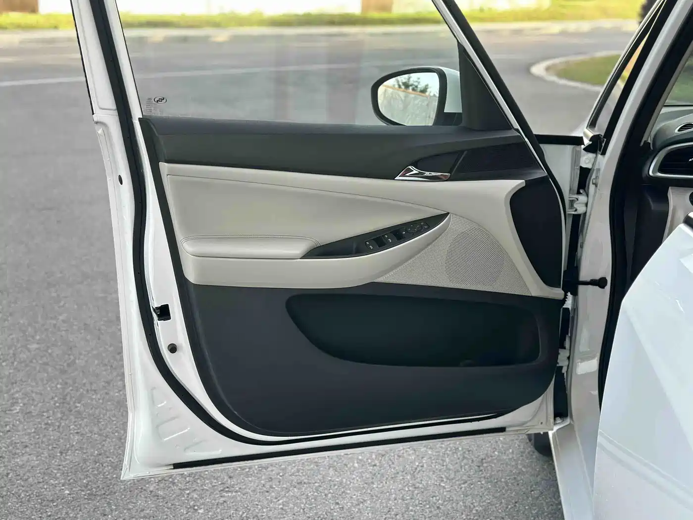 Buick GL6 2019 18T 6-seat Elite China VI фото 6
