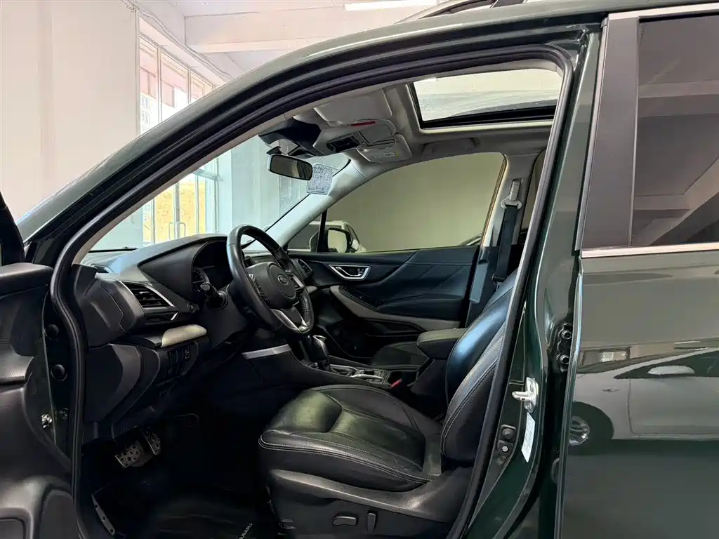 SUBARU FORESTER