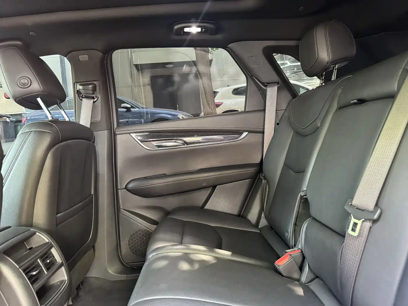 Cadillac XT5 2022 2.0T 2WD Luxury фото 21
