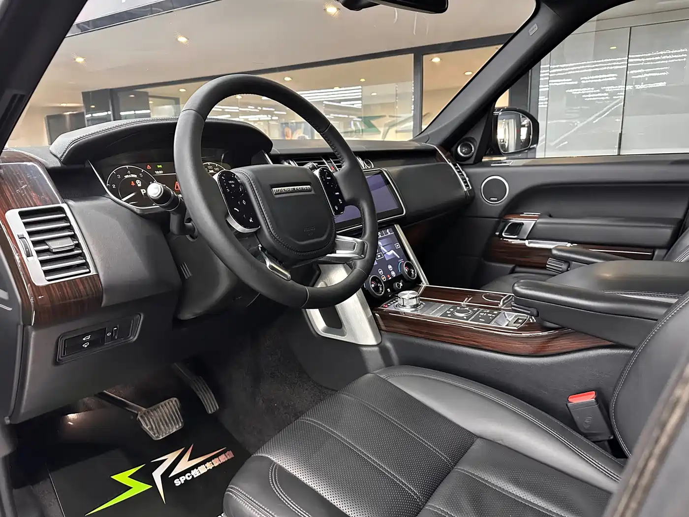 Land Rover Range Rover 2014 3.0 SC V6 Vogue фото 5