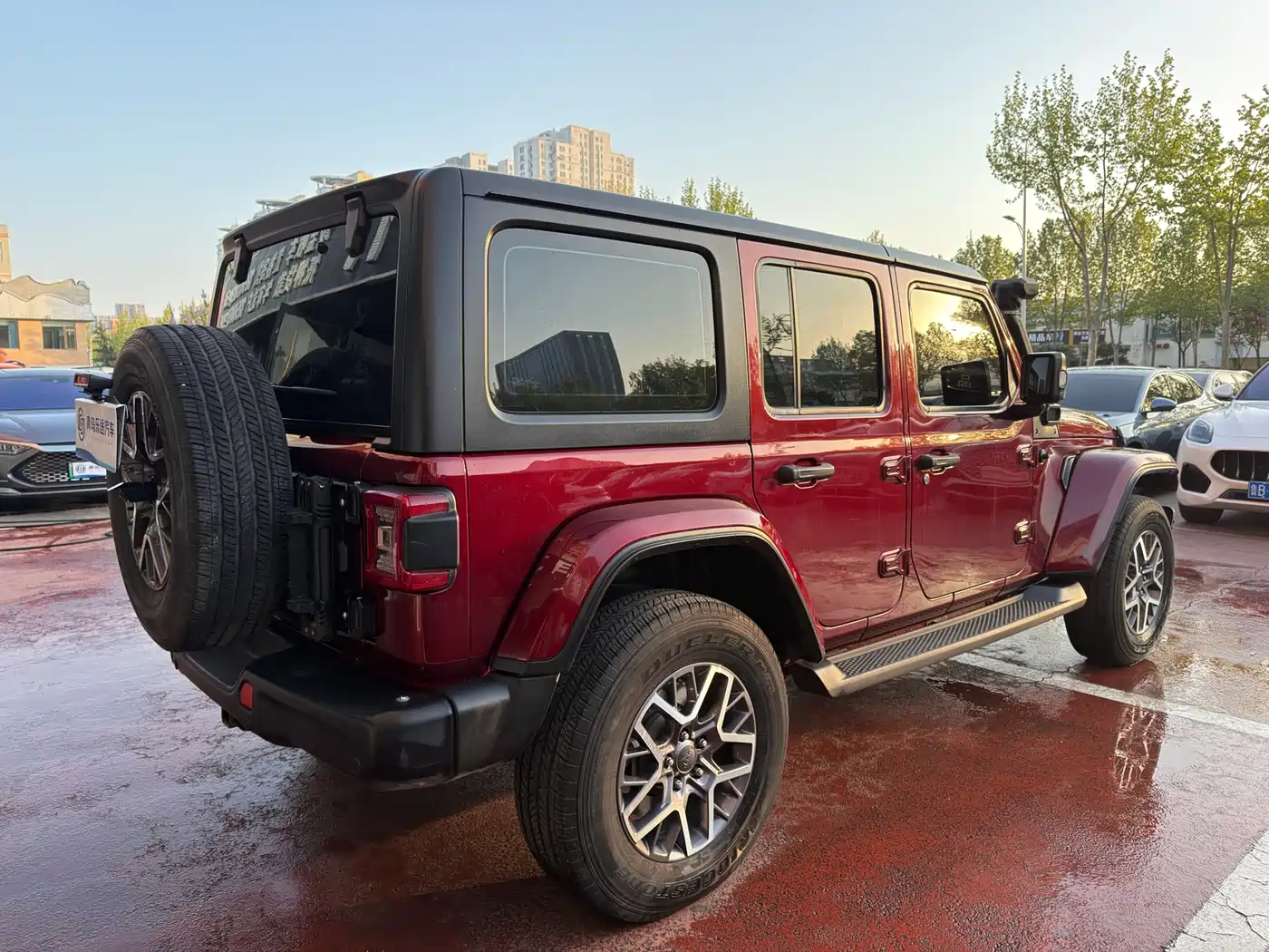 Jeep Wrangler 4xe 2021 2021 4-Door 2.0T 4xe Sahara Launch Edition