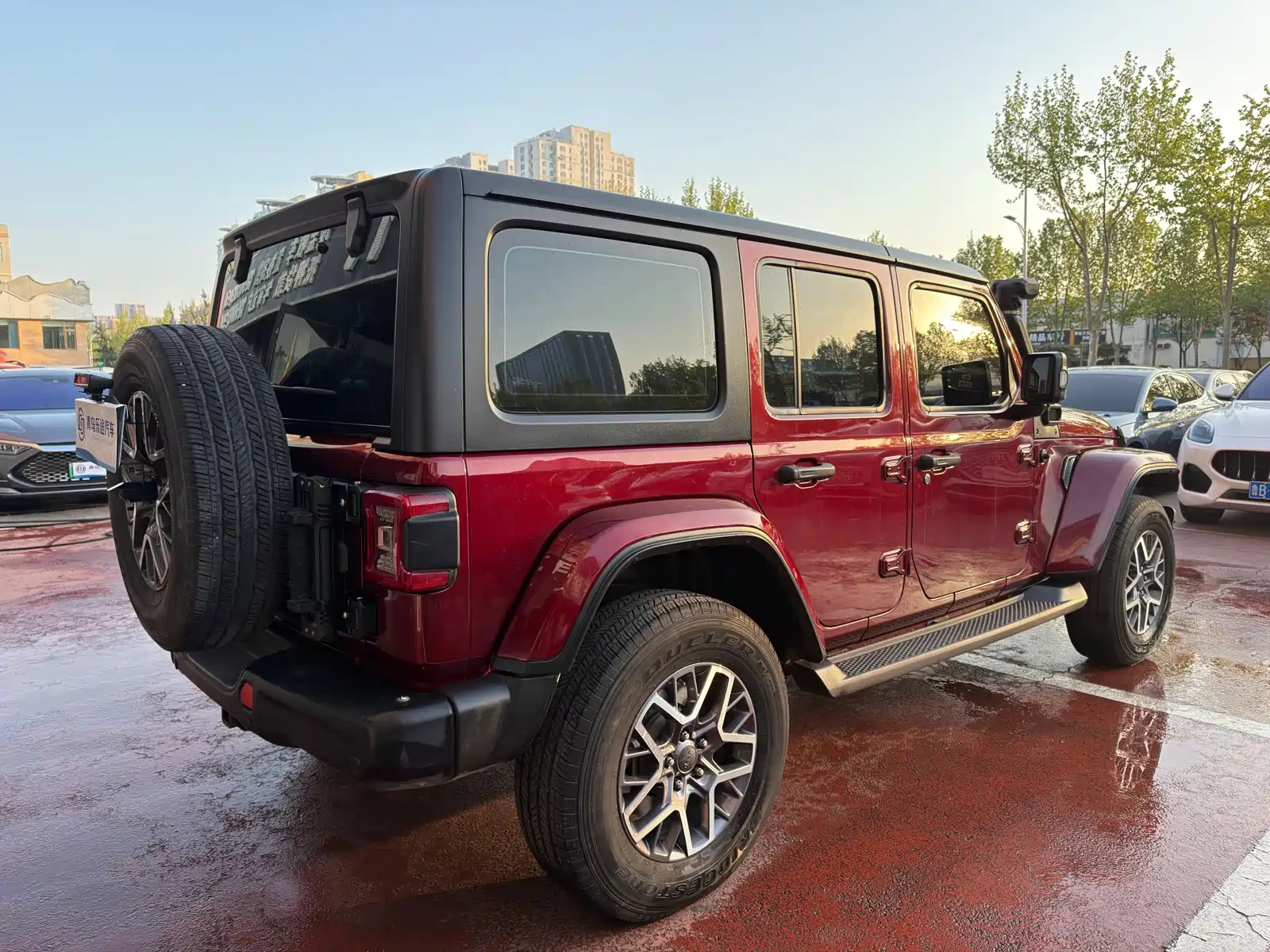 Фото 6 - Jeep Wrangler 4xe