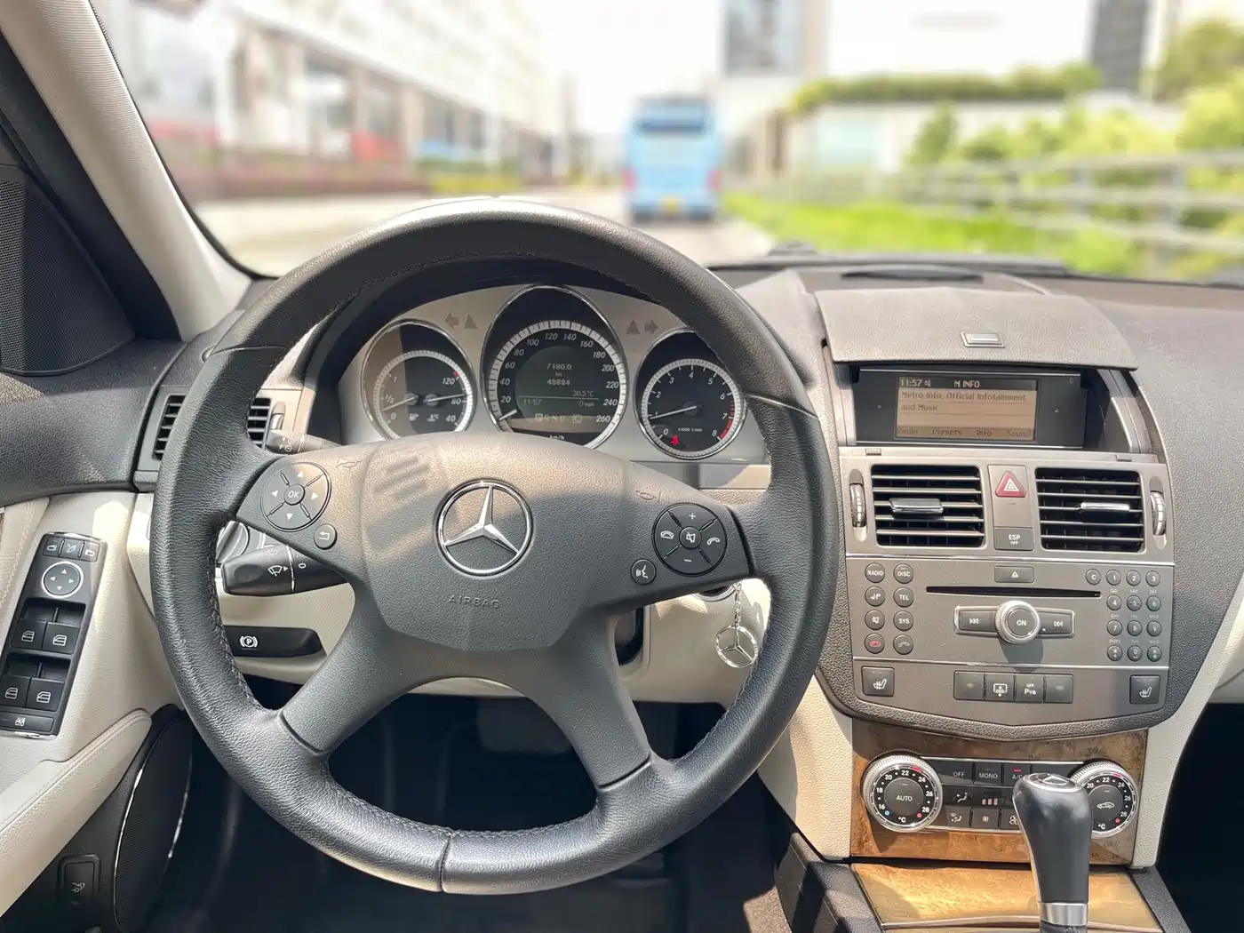 Mercedes-Benz C-Class 2010 C 200K Fashion фото 8