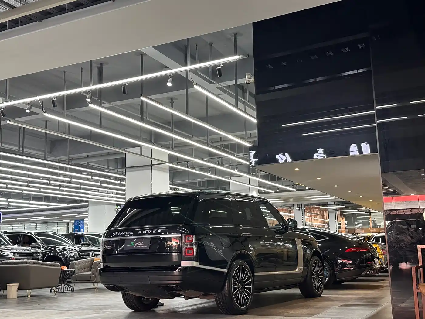 Land Rover Range Rover 2014 3.0 SC V6 Vogue фото 19