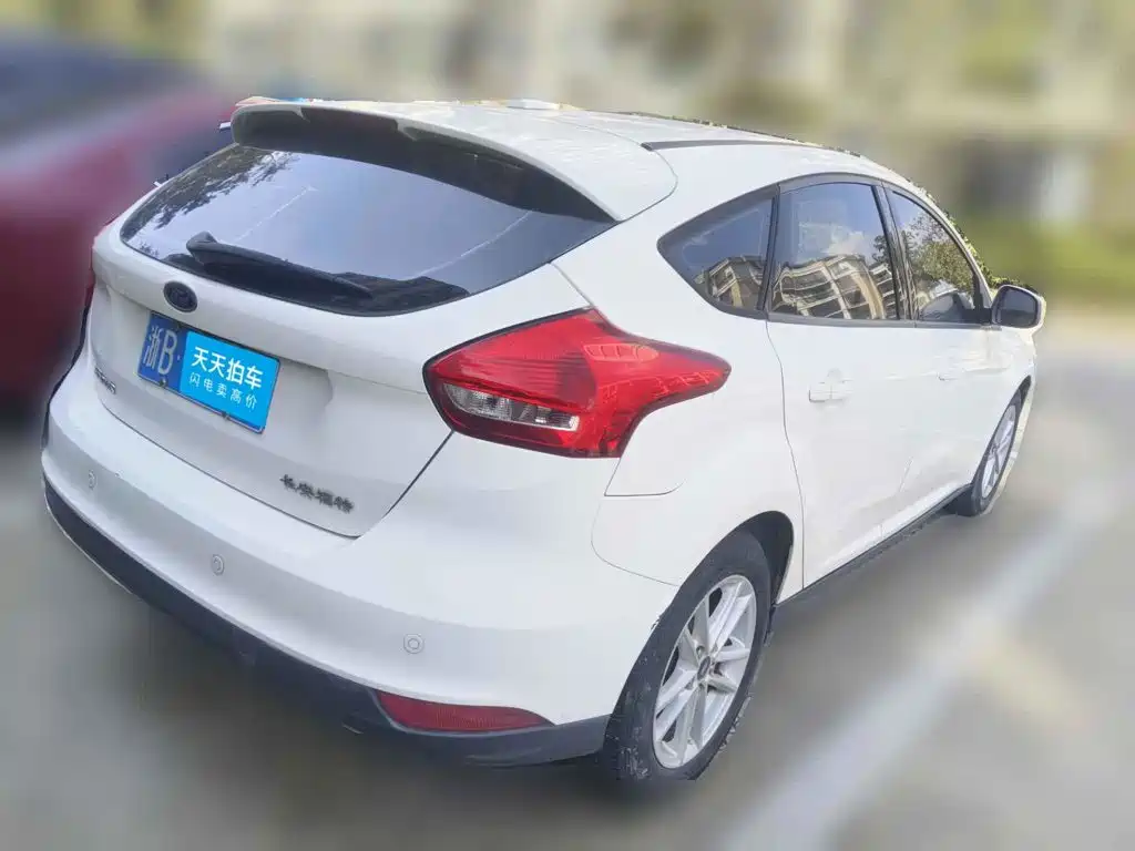 Photo 5 - Ford Focus