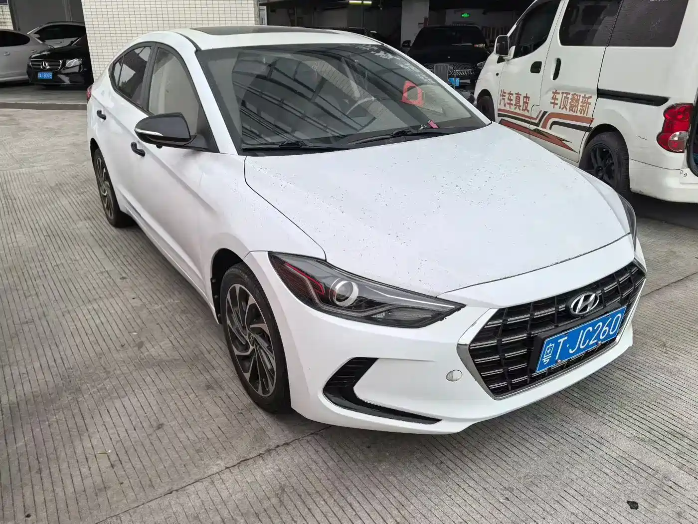 Hyundai Elantra 2020 1.5L CVT Smart Style·Elite фото 2