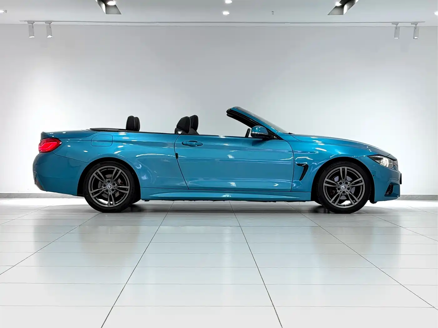 BMW 4 Series 2017 425i Convertible M Sport Package фото 6