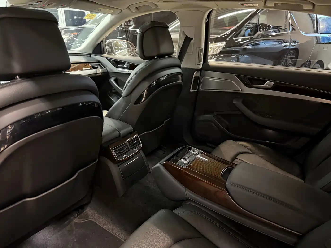 Audi A8 2016 A8L 45 TFSI quattro Comfort фото 29