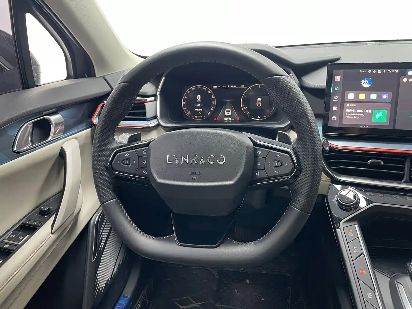 Lynk & Co 06 2023 Remix 1.5T Shine Halo фото 14