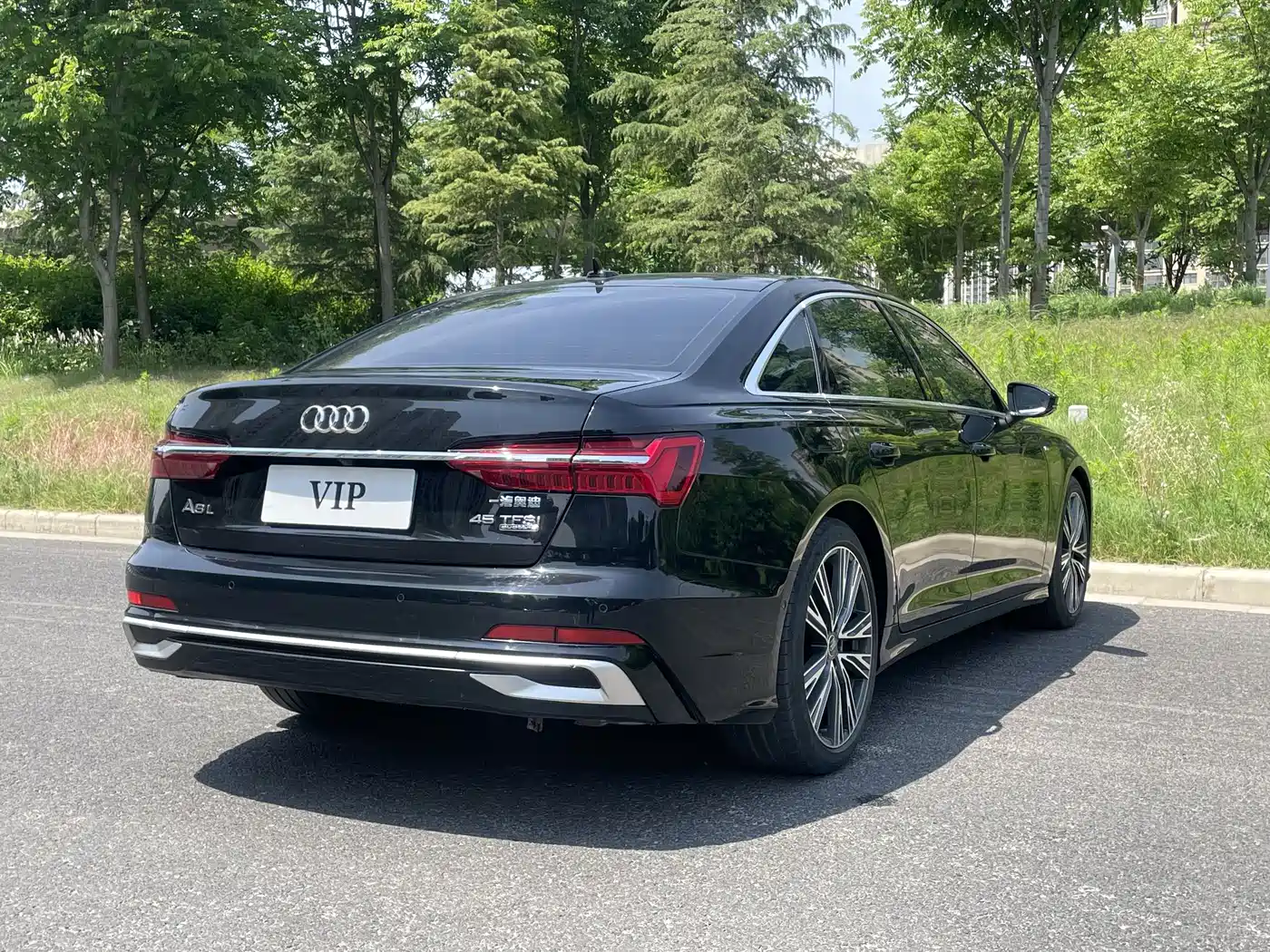 Audi A6L 2023 45 TFSI Premium Selection Dynamic фото 4