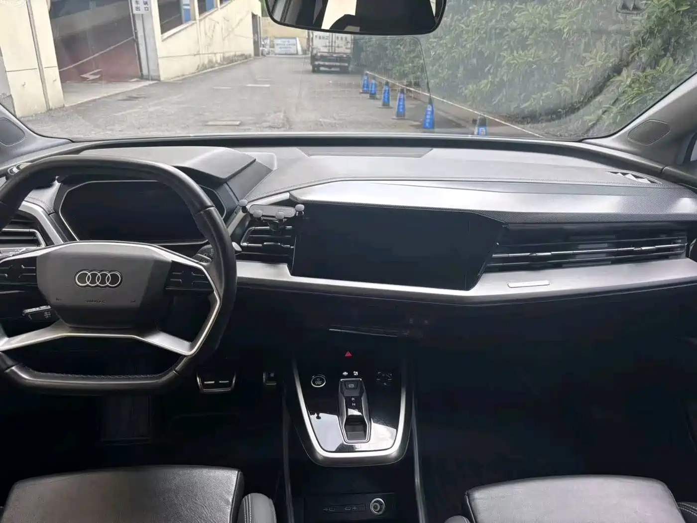 Audi Q4 e-tron 2023 40 e-tron Pioneer Edition фото 8
