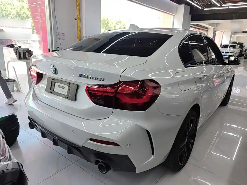 BMW 1 Series 2024 2023 125i M Sport Shadow Edition