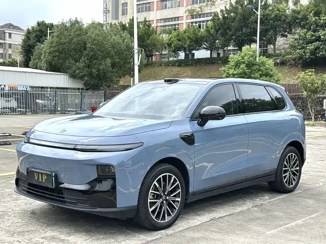 Leapmotor B10 2025