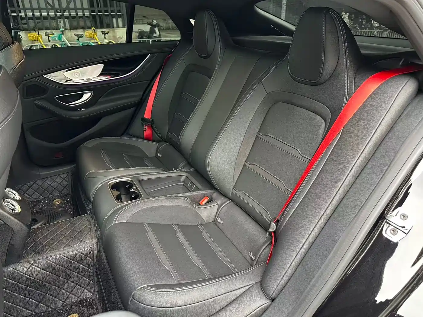 Mercedes-Benz AMG GT 2025 AMG GT 50 4-Door Coupe China Special Edition фото 12