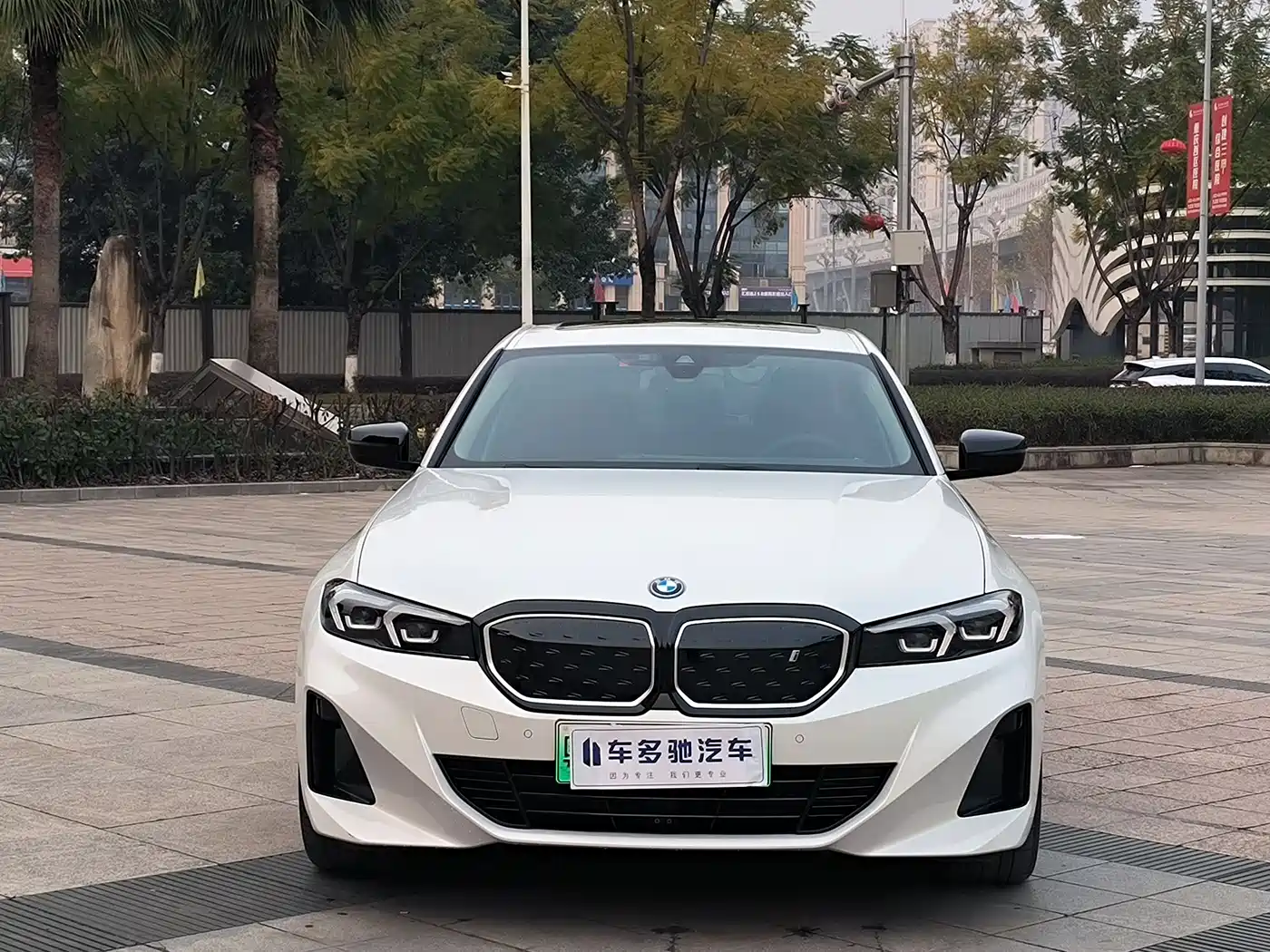 BMW i3 2024 eDrive 40 L Night Sport Package фото 2
