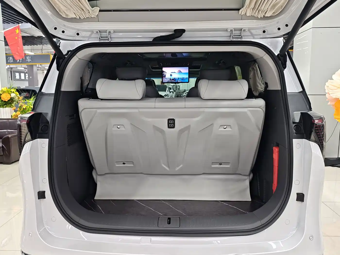 Buick GL8 2025 2025 Model Landglory Smart Edition