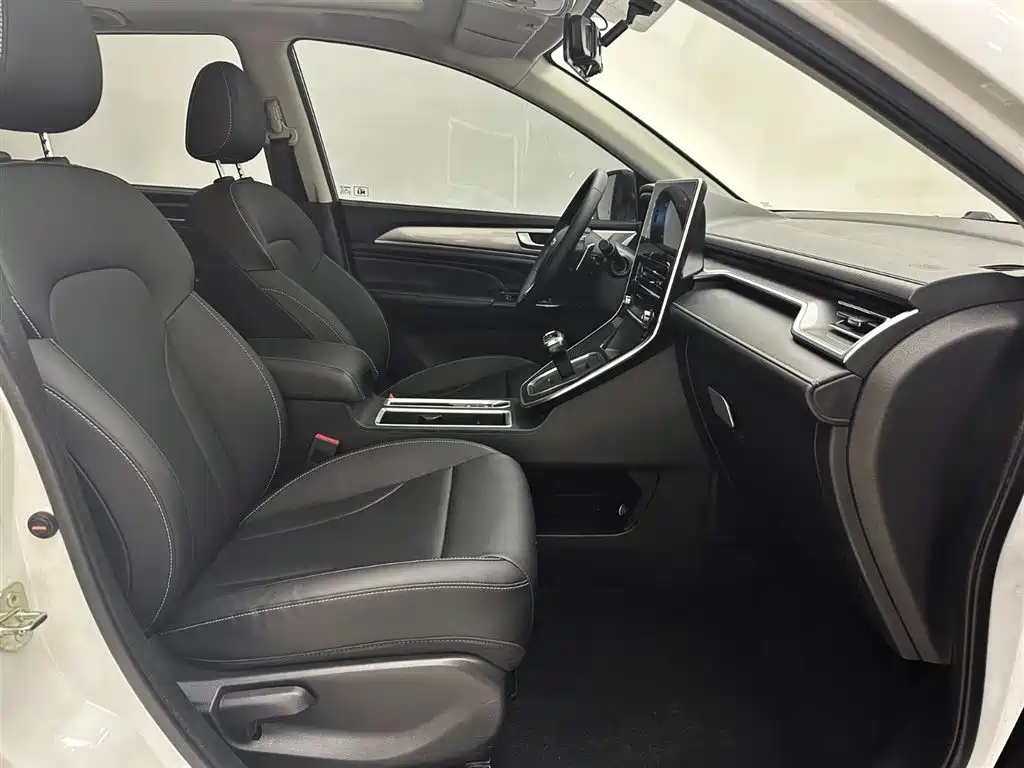 Haval M6 2021 PLUS 1.5T DCT Luxury Smart Connect фото 20