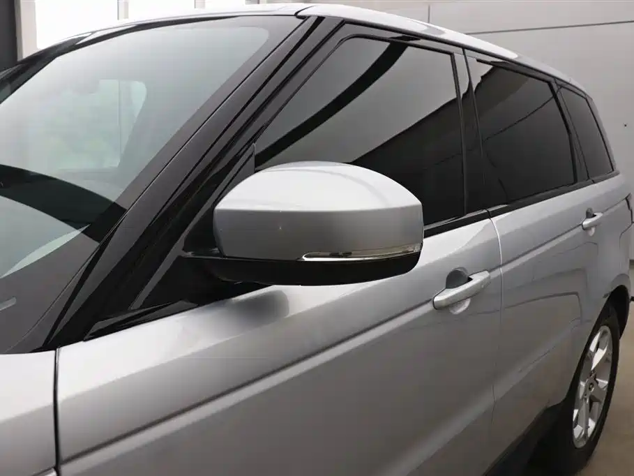 Land Rover Range Rover Sport PHEV 2021 P400e SE фото 30