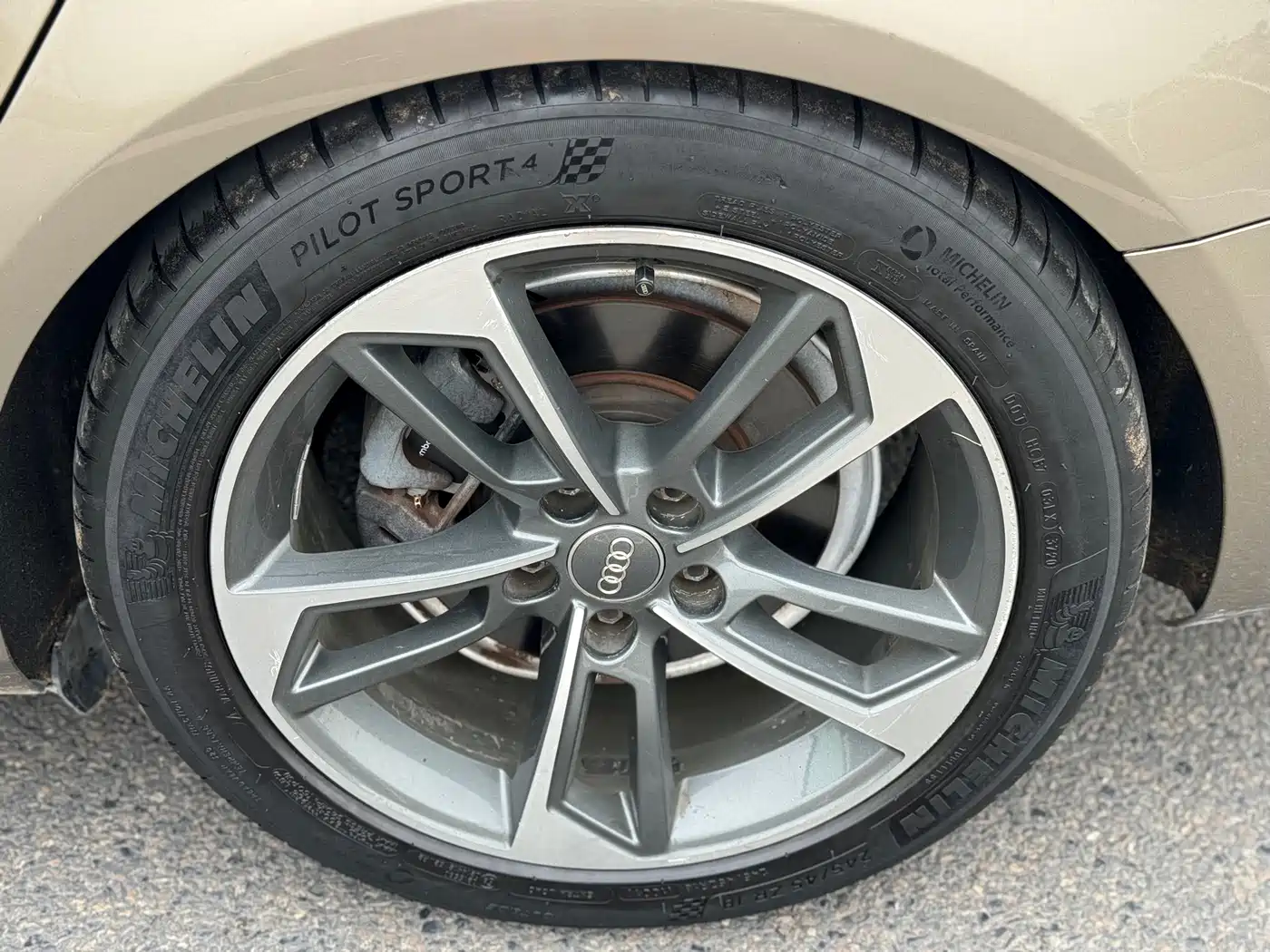 Audi A4L 2013 40 TFSI quattro Personality Sport фото 28