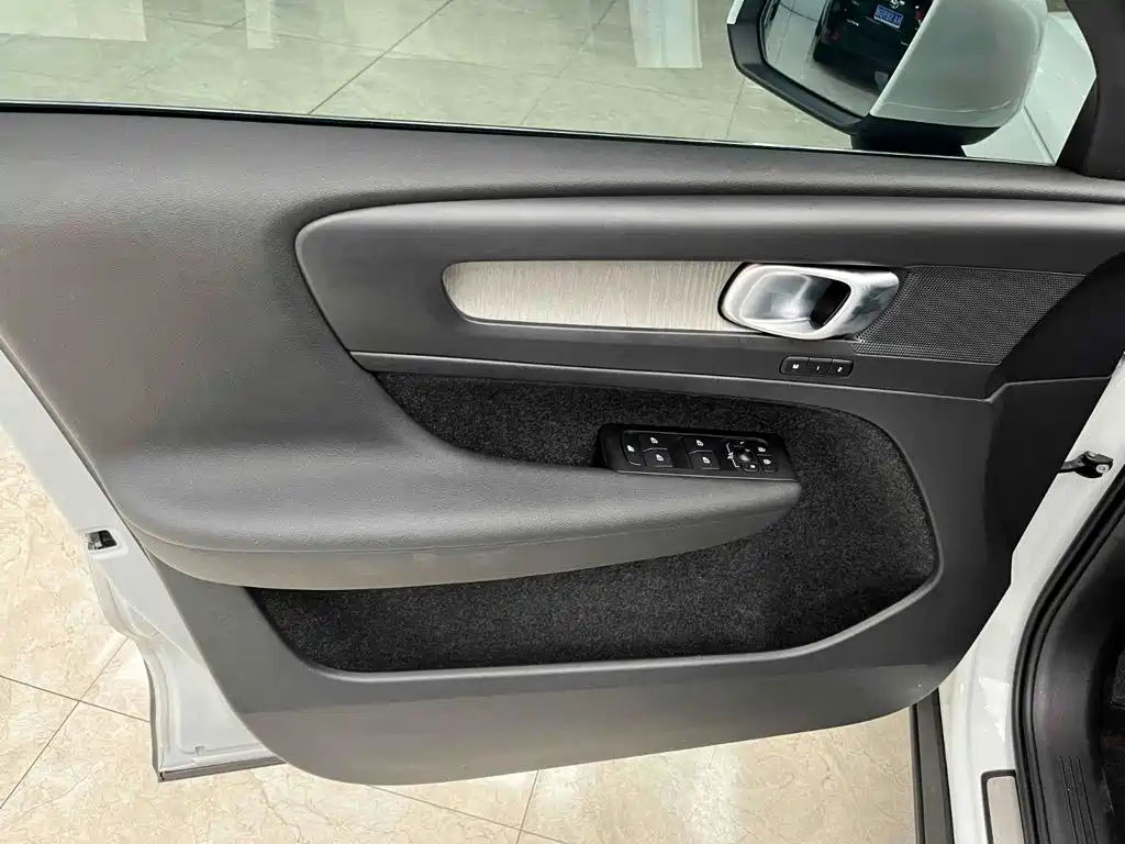 Volvo XC40 2023 2023 B4 AWD Zhiyuan Luxury Edition