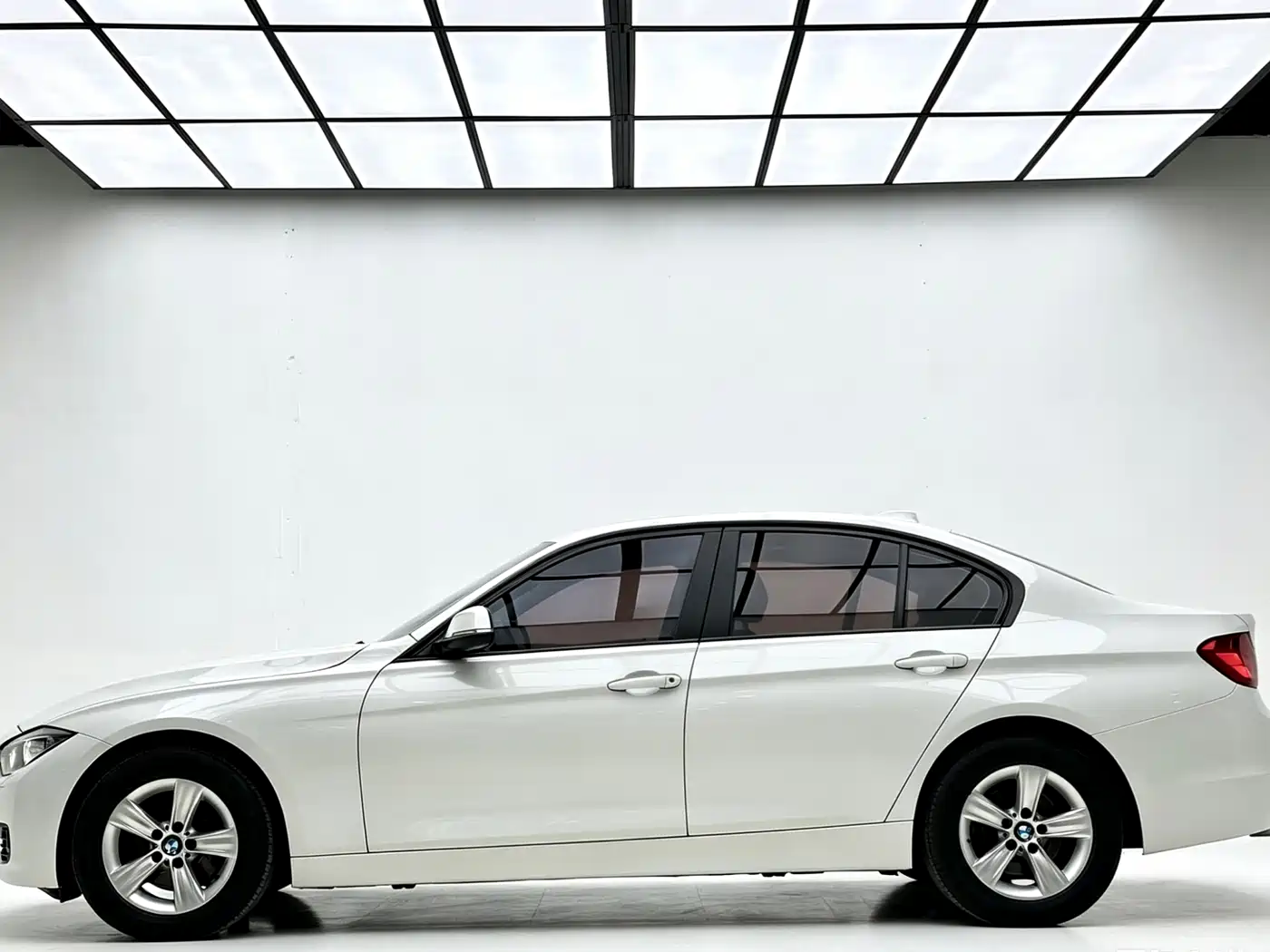 BMW 3 Series 2014 320i Fashion фото 3