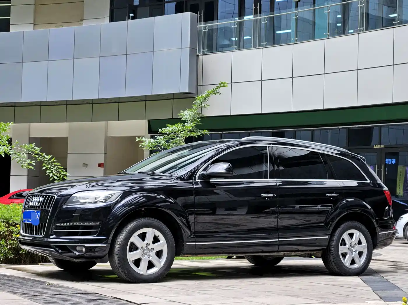 Audi Q7 2012 3.0 TFSI Technology (200kW)