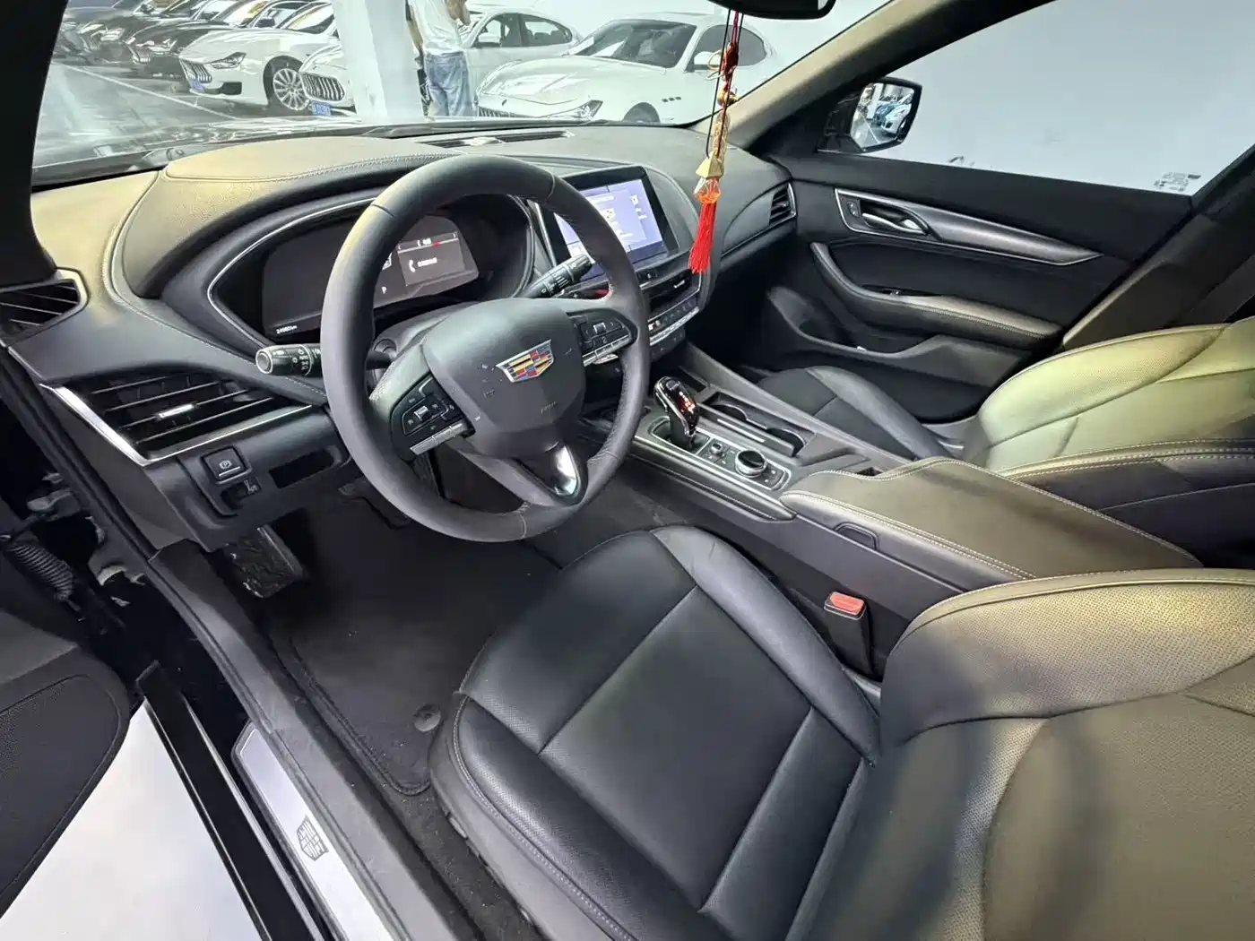 Cadillac CT5 2023 28T Luxury Style (Standard Edition) фото 4