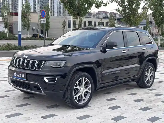 Jeep Grand Cherokee (Import) 2021