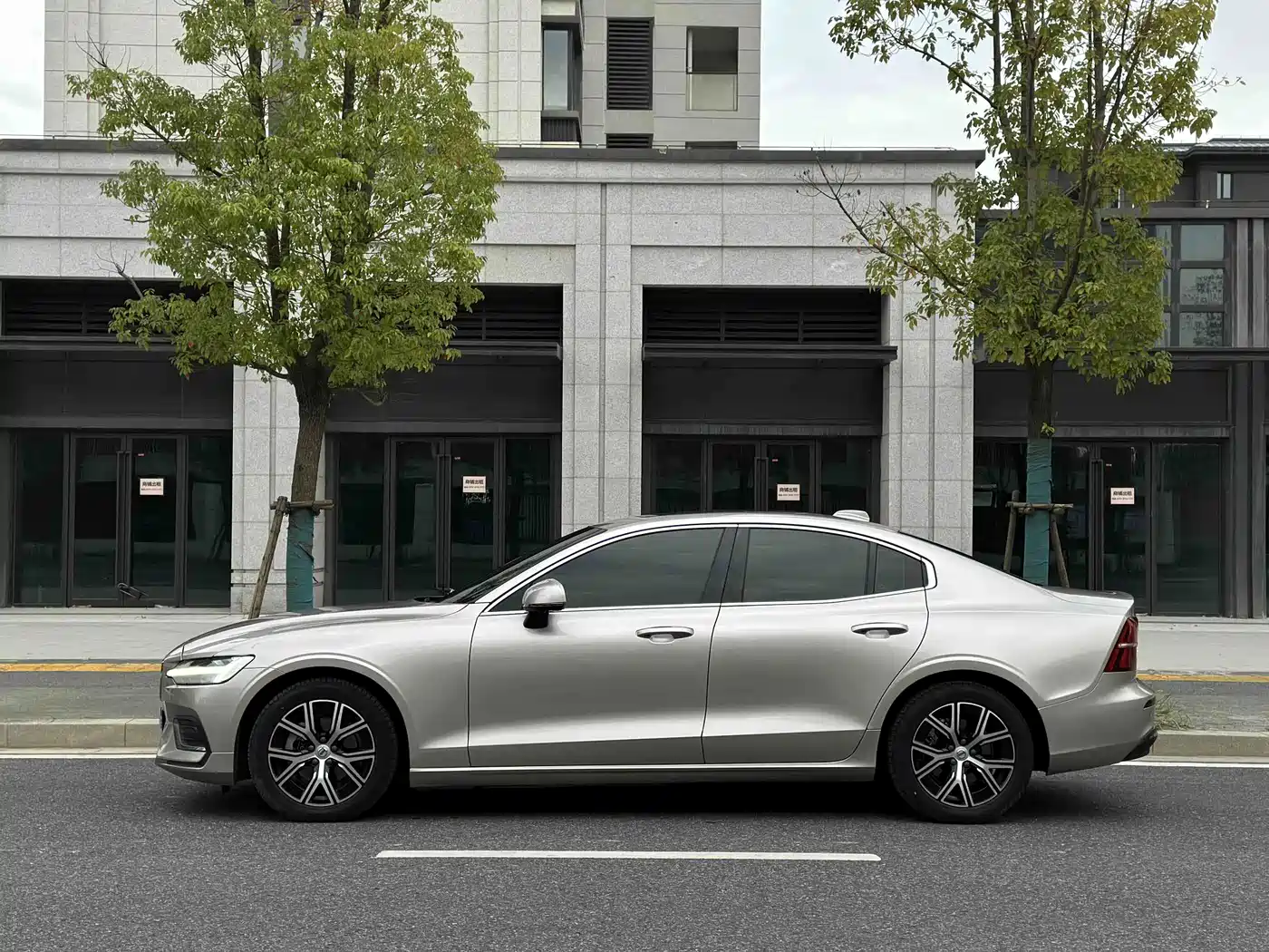 Фото 4 - Volvo S60