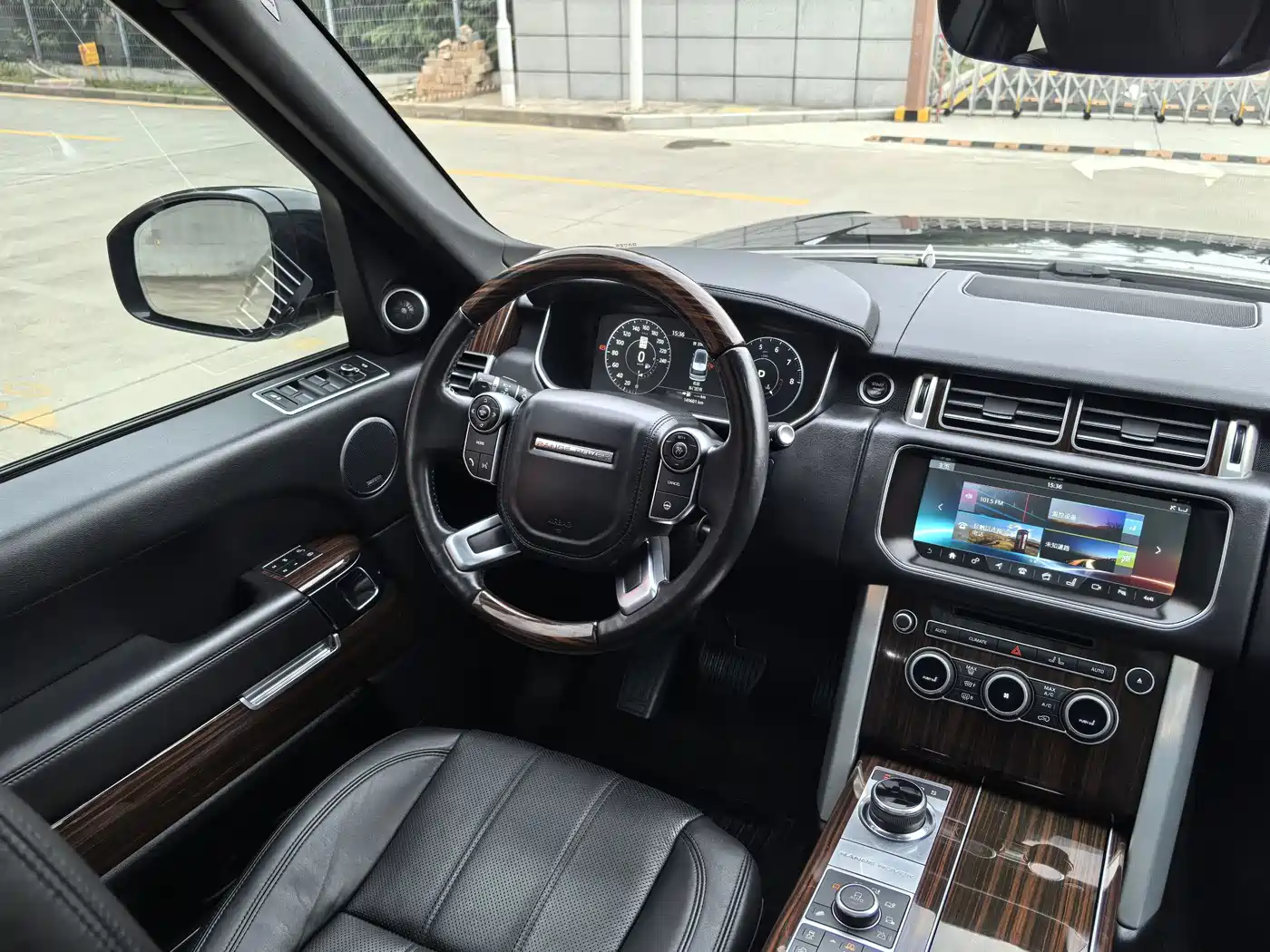 Land Rover Range Rover 2016 3.0 SC V6 Vogue фото 11