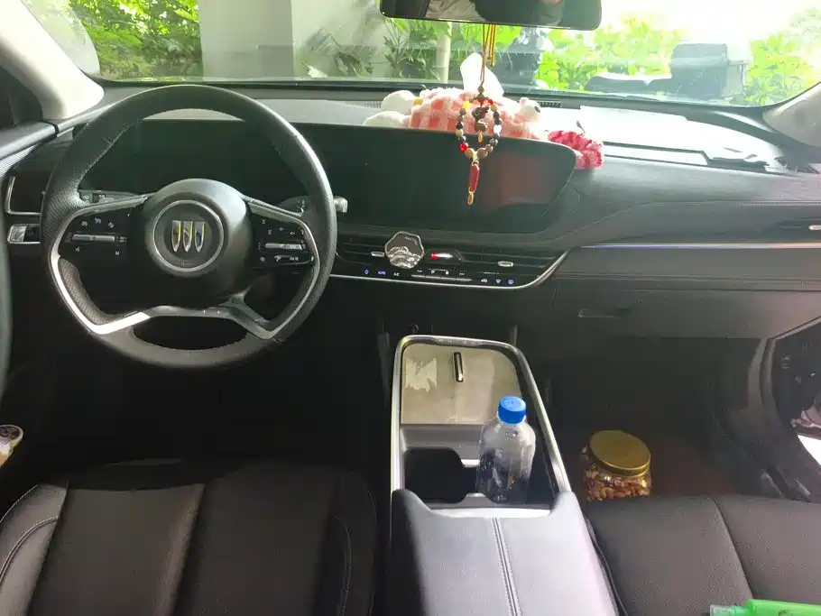 Buick LaCrosse 2025 2025 Model 28T Platinum Edition