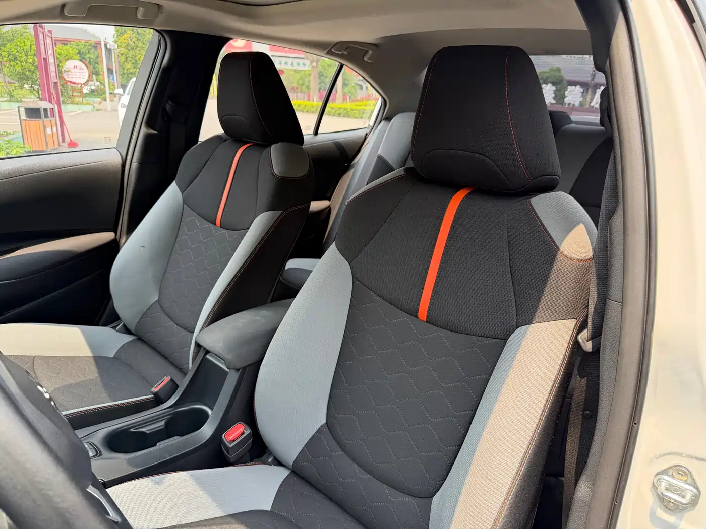 Toyota Corolla 2021 1.2T S-CVT Elite PLUS Edition фото 15